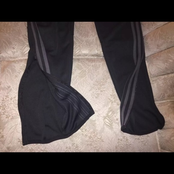 Adidas soccer pants - Picture 2 of 3